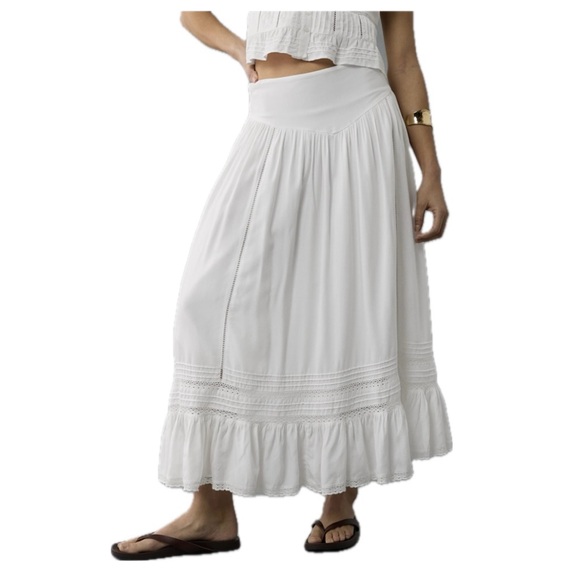 American Eagle Outfitters Dresses & Skirts - AE Maxi Skirt